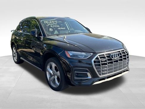 Used 2021 Audi Q5 2.0T Premium Plus w/ Premium Plus Package AWD/4WD image 2