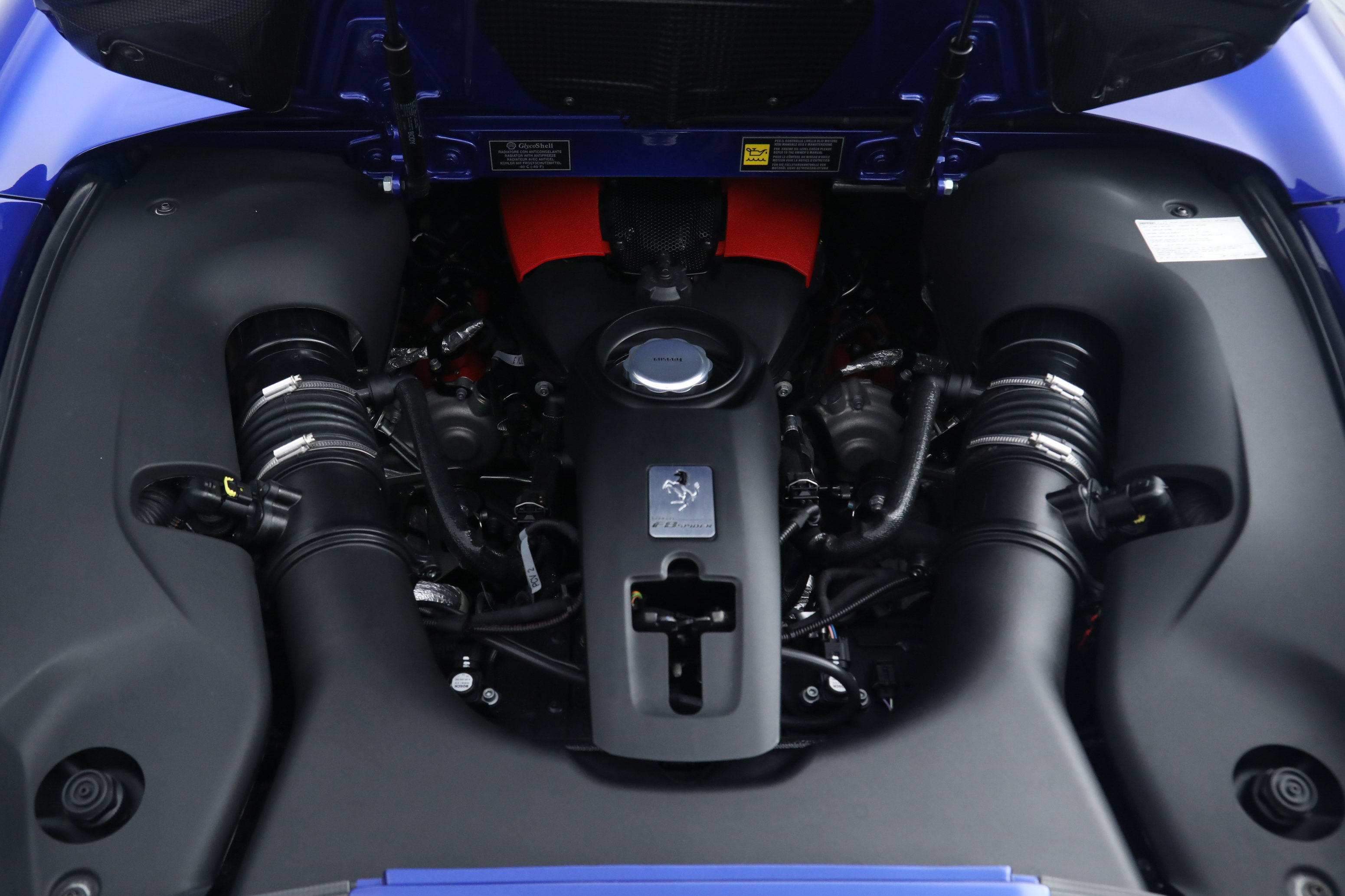 Certified 2022 Ferrari F8 Tributo RWD image 34