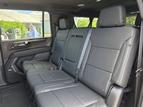 New 2026 Chevrolet Suburban LT w/ Comfort Package image 20