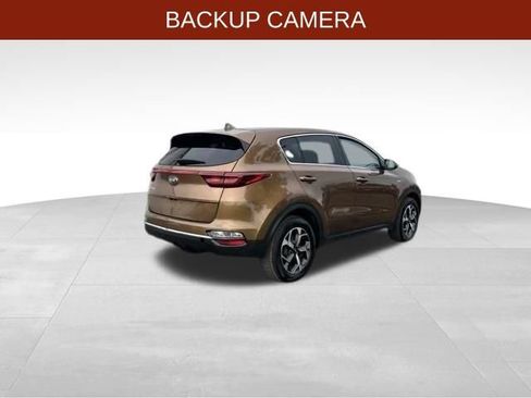 Used 2021 Kia Sportage LX AWD/4WD image 7