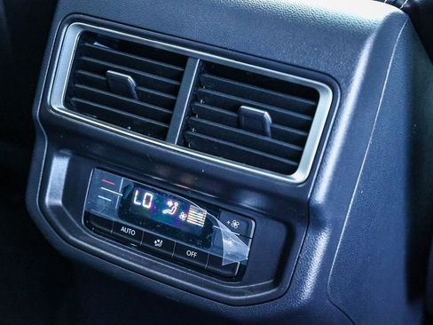 New 2026 Volkswagen Atlas SE image 29