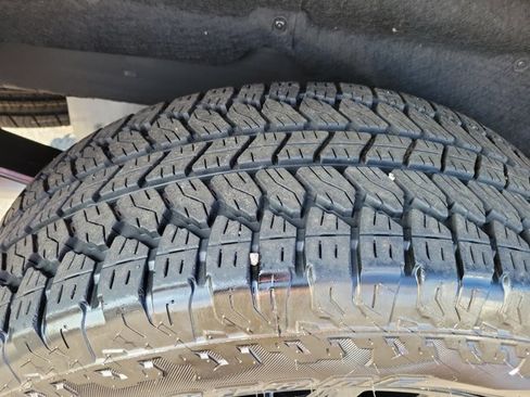 Used 2024 GMC Sierra 1500 Elevation image 10