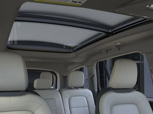 New 2025 Lincoln Aviator Reserve w/ Illumination Package image 22