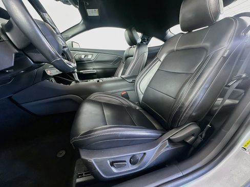 Used 2025 Ford Mustang Premium RWD image 13