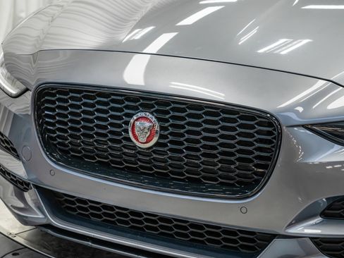 Used 2020 Jaguar XE S image 39