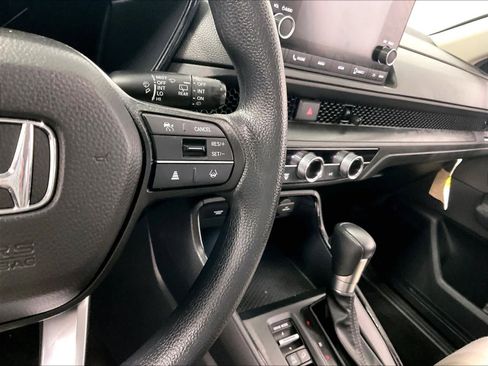 Used 2025 Honda CR-V LX image 24