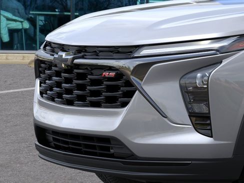 New 2026 Chevrolet Trax RS w/ Sunroof Package FWD image 13