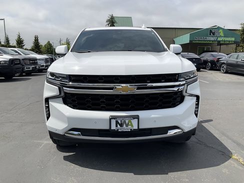 Used 2022 Chevrolet Suburban LS AWD/4WD image 5