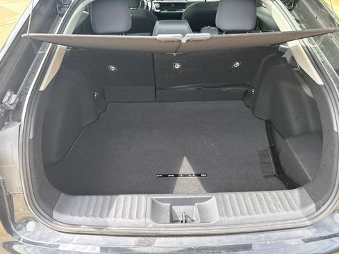 Used 2026 Toyota Prius LE FWD image 17