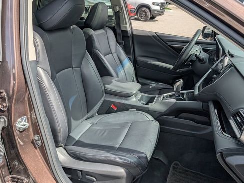 Used 2022 Subaru Outback Limited AWD/4WD image 19