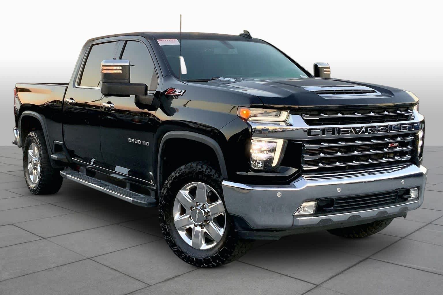 Used 2020 Chevrolet Silverado 2500 LTZ AWD/4WD image 3