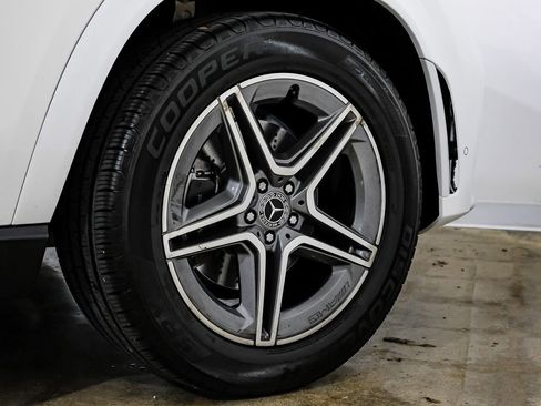 Used 2020 Mercedes-Benz GLE 350 w/ AMG Line Exterior image 49