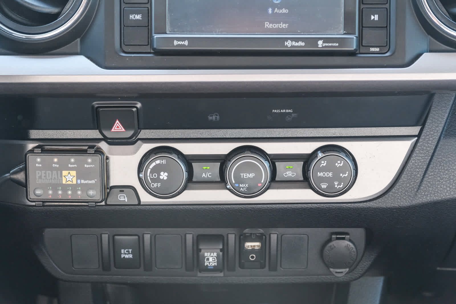 Used 2019 Toyota Tacoma SR5 RWD image 15