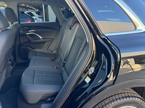 Certified 2025 Audi Q5 Premium Plus w/ Premium Plus image 14