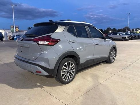 Used 2023 Nissan Kicks SV FWD image 5