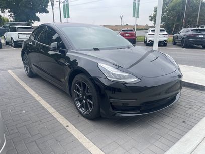Used 2018 Tesla Model 3 Mid Range