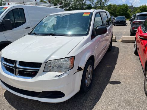 Used 2013 Dodge Grand Caravan SE FWD image 5