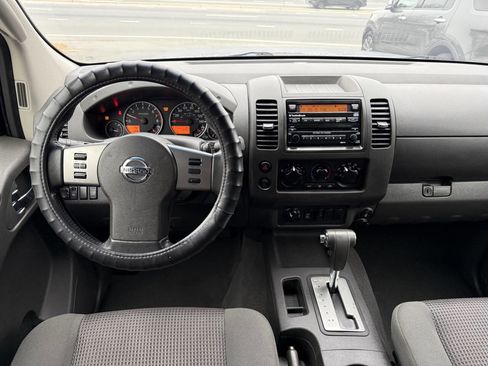 Used 2008 Nissan Frontier NISMO w/ Technology Pkg image 17