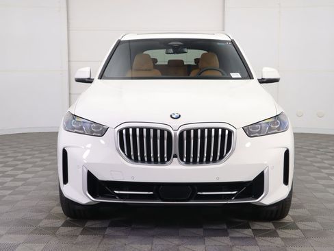 Used 2026 BMW X5 sDrive40i w/ Climate Comfort Package RWD image 3