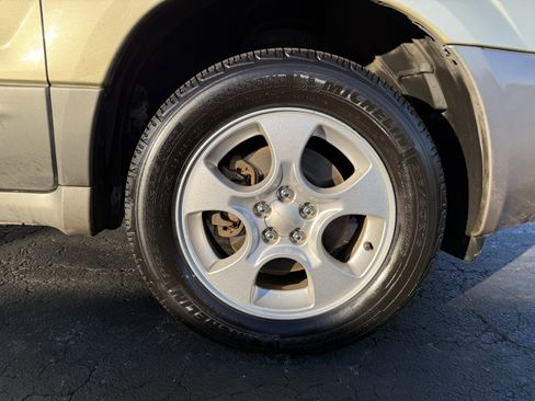 Used 2004 Subaru Forester 2.5XS image 11