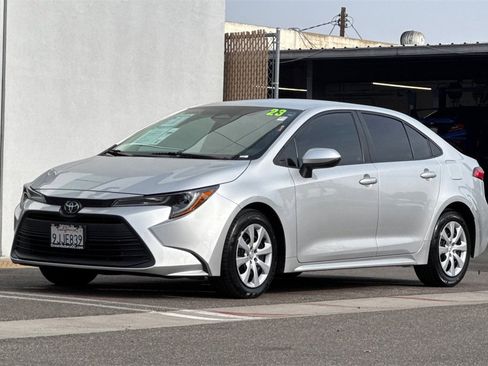 Used 2023 Toyota Corolla LE image 10