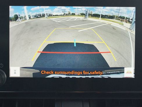 Used 2023 Toyota RAV4 XLE image 7