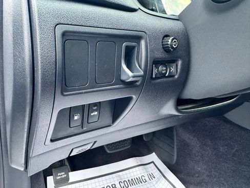 Used 2010 Lexus IS 250 AWD w/ Preferred Accessory Package image 21