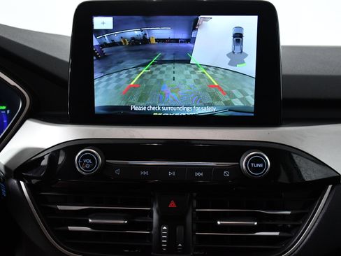 Used 2022 Ford Escape SEL w/ Technology Package image 17