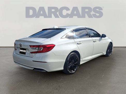Used 2018 Honda Accord LX image 7