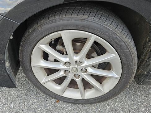 Used 2013 Lexus CT 200h image 9