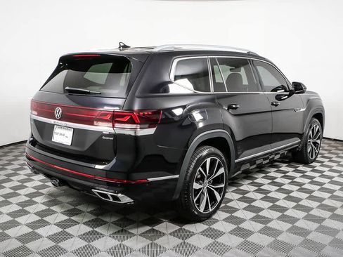 Certified 2024 Volkswagen Atlas SEL Premium R-Line AWD/4WD image 30