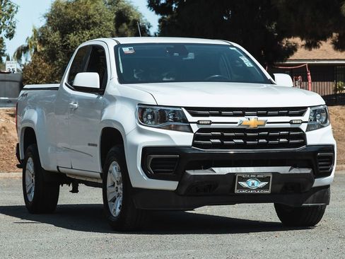 Used 2021 Chevrolet Colorado LT w/ Fleet Safety Package image 5