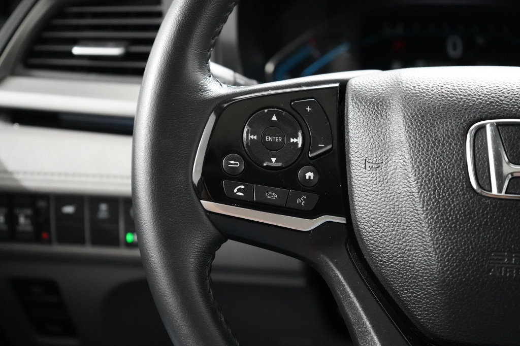Used 2023 Honda Odyssey Touring image 13