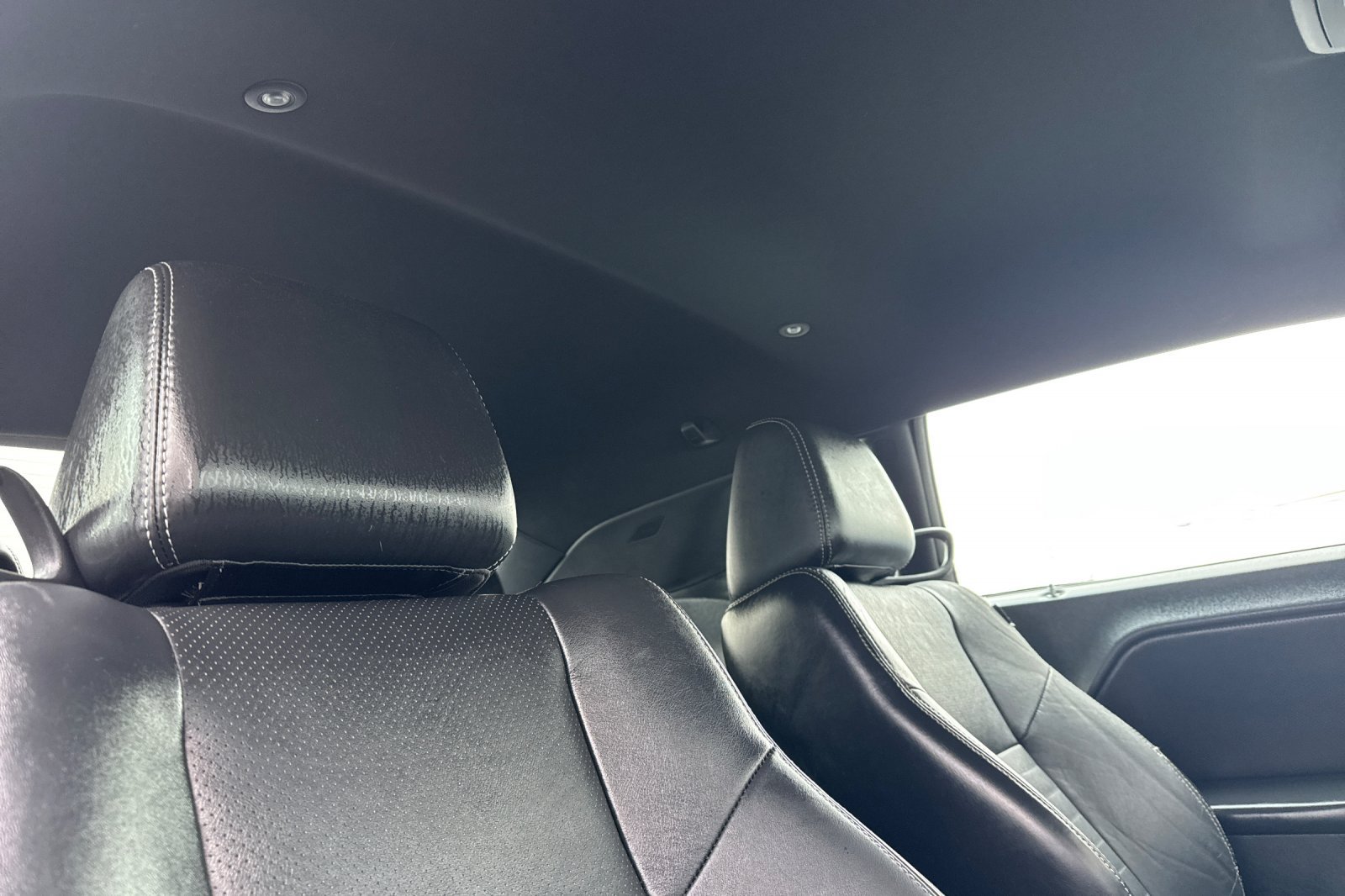 Used 2011 Dodge Challenger RWD image 19