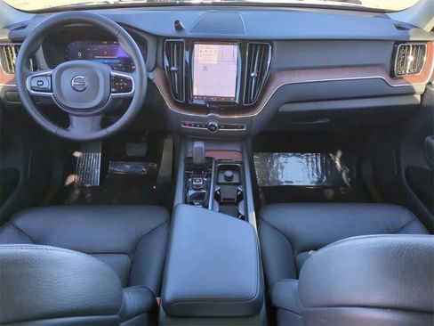 Used 2024 Volvo XC60 B5 Plus w/ Protection Package Premier image 14