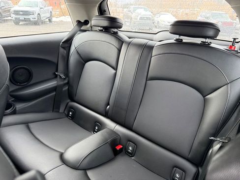 Used 2018 MINI Cooper S image 10