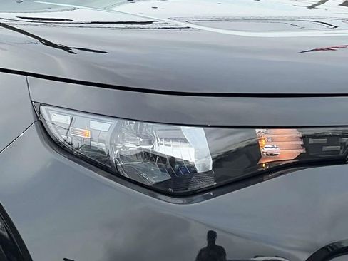 Used 2023 Kia Soul LX image 8