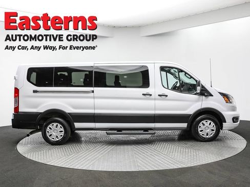 Used 2023 Ford Transit 350 XLT image 4