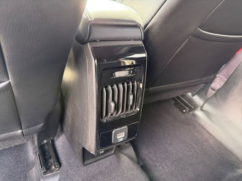 Used 2025 Jeep Compass Trailhawk image 23