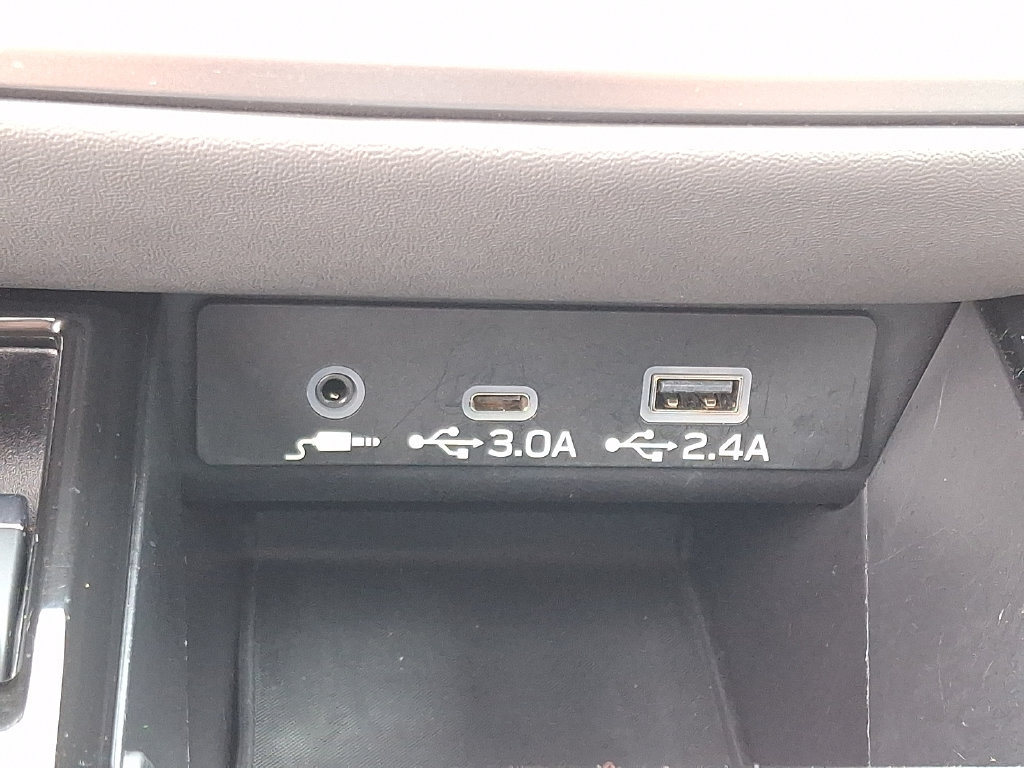 Certified 2025 Subaru Outback Onyx Edition AWD/4WD image 28