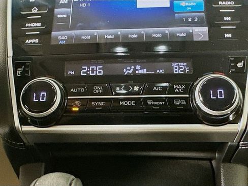 Used 2018 Subaru Outback 2.5i Premium image 16