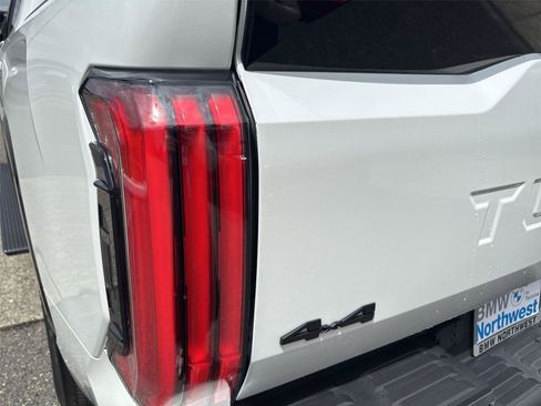 Used 2023 Toyota Tundra Platinum AWD/4WD image 7
