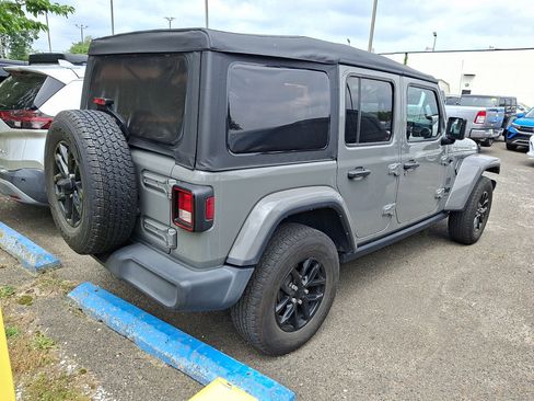 Used 2023 Jeep Wrangler Unlimited Sport AWD/4WD image 4