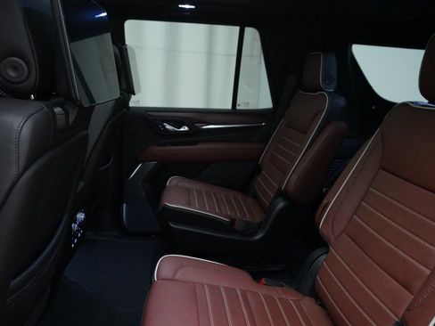 Used 2023 GMC Yukon Denali Ultimate image 15