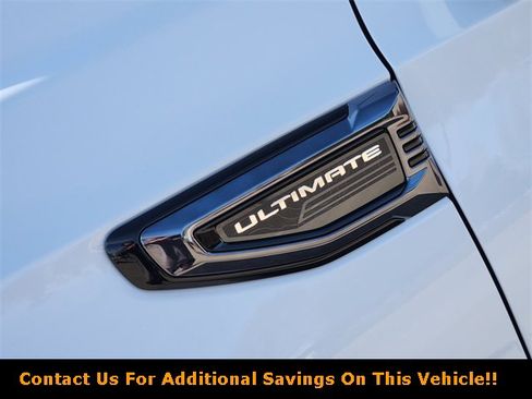 New 2026 GMC Yukon Denali Ultimate w/ LPO, Floor Liner Package image 8