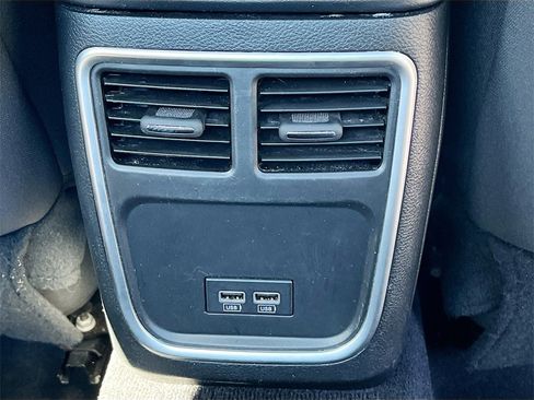 Used 2023 Dodge Charger SXT image 22