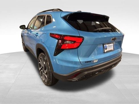 New 2026 Chevrolet Trax RS w/ Driver Confidence Package image 6