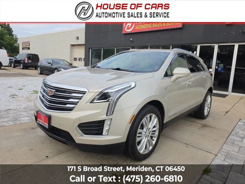 Used 2017 Cadillac XT5 Premium Luxury AWD/4WD image 8