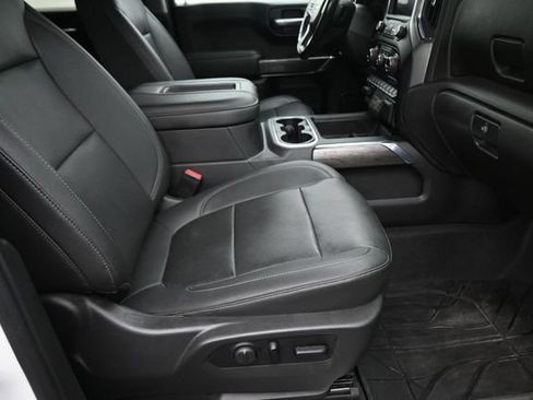 Used 2021 Chevrolet Silverado 1500 LTZ w/ Z71 Off-Road Package AWD/4WD image 21