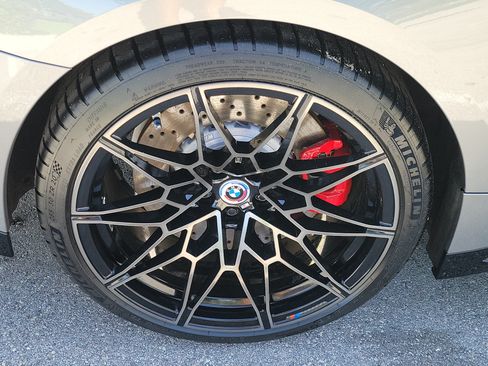 Used 2023 BMW M4 xDrive Competition AWD/4WD image 6
